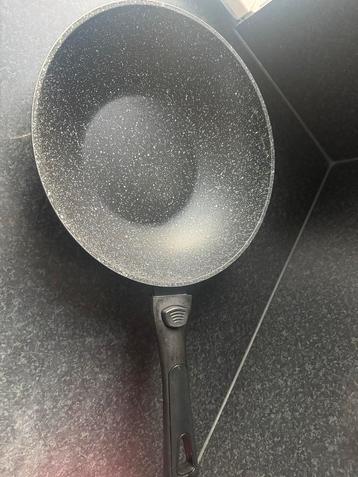 Pannenset - Koekenpannen, Stoofpan - Alles in één koop! beschikbaar voor biedingen