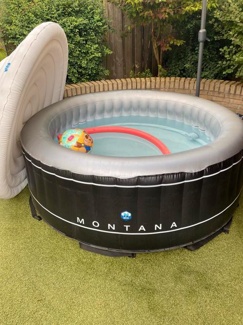 Te koop: Jacuzzi opblaasbaar. Netspa type Montana., Tuin en Terras, Bubbelbaden en Hottubs, Gebruikt, Opblaasbaar, Pomp, Ophalen