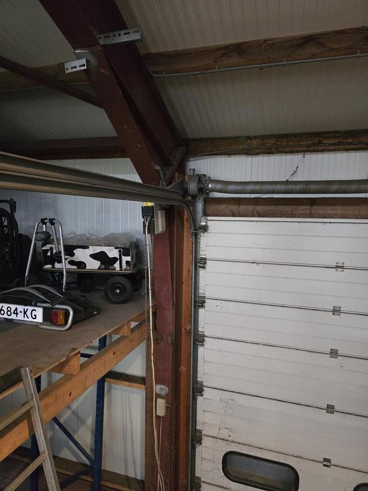 Gebruikte Hörmann Overheaddeur Elektrisch 3.5x4m - 2 stuks, Doe-het-zelf en Verbouw, Deuren en Horren, Ophalen