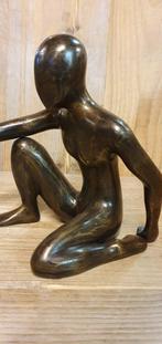MAN MET GESTREKTE ARM / bronzen beeld, Antiek en Kunst, Kunst | Beelden en Houtsnijwerken, Verzenden