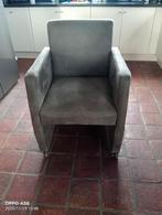 2 Grijze eetkamerstoelen met wieltjes, Huis en Inrichting, Gebruikt, Minder dan 75 cm, Ophalen of Verzenden, 75 tot 100 cm