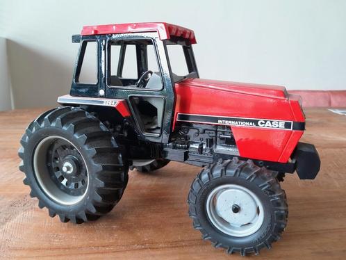 Case International 3294 Ertl., Hobby en Vrije tijd, Modelauto's | Overige schalen, Zo goed als nieuw, Tractor of Landbouw, Ophalen of Verzenden