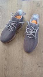 ADIDAS YEEZY maat 39, Ophalen of Verzenden, Zo goed als nieuw, Adidas