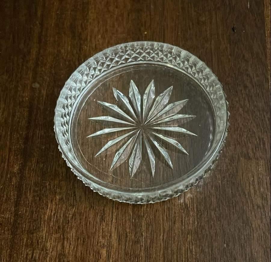 Mini schaaltje / onderzetter, Ophalen of Verzenden, Zo goed als nieuw, Glas of Kopje