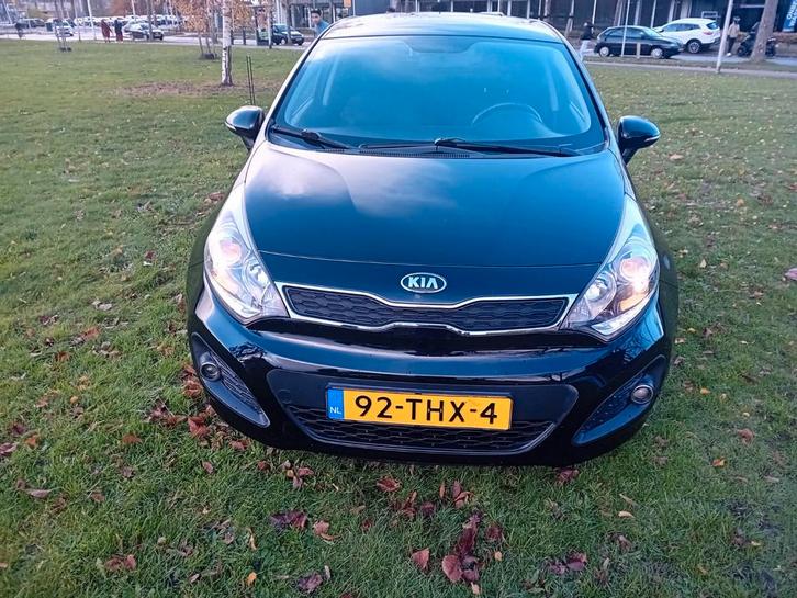 Kia Rio 1.2 I 5DRS 2012 Zwart, Auto's, Kia, Particulier, Rio, ABS, Achteruitrijcamera, Airbags, Airconditioning, Alarm, Android Auto