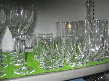 Kristallen glazen wijnglazen champagne glazen etc Toscane  beschikbaar voor biedingen