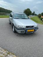 Volvo V70 2.5 XC 4WD AUT 1998 Grijs, Automaat, Stationwagon, 2435 cc, Vierwielaandrijving