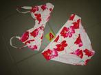 Nieuw! Bikini wit met rode klaprozen HAS IT, 40-A snazzeys, Kleding | Dames, Verzenden, Wit, Nieuw, Has It