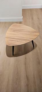 Moderne salontafel - driehoekig design, Ophalen, 50 tot 100 cm, 50 tot 100 cm, Minder dan 50 cm