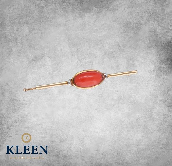 Sierlijke 14K Gouden Broche met Bloedkoraal, Sieraden, Tassen en Uiterlijk, Broches, Zo goed als nieuw, Goud, Goud, Ophalen of Verzenden