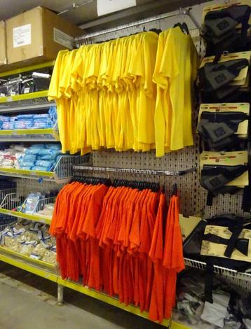 NIEUW Partij van 2000 stuks Kwaliteit 100% katoen T-Shirt  beschikbaar voor biedingen