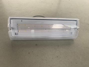 Sylvania noodverlichting armaturen – circulair & direct inze beschikbaar voor biedingen