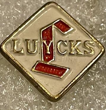 Luycks Emaille Speldje beschikbaar voor biedingen