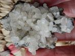 37 gram calsiet pyriet fluorescerend naar rood € 3,50, Verzamelen, Mineralen en Fossielen, Ophalen, Mineraal