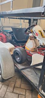 Kart met 4takt honda motor inclusief aanhanger en onderdelen, Sport en Fitness, Karting, Gebruikt, Ophalen, Kart