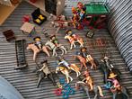 PlayMobil  9 paarden en poppetjes, leuk voor sinterklaas, Dieren en Toebehoren, Ophalen of Verzenden