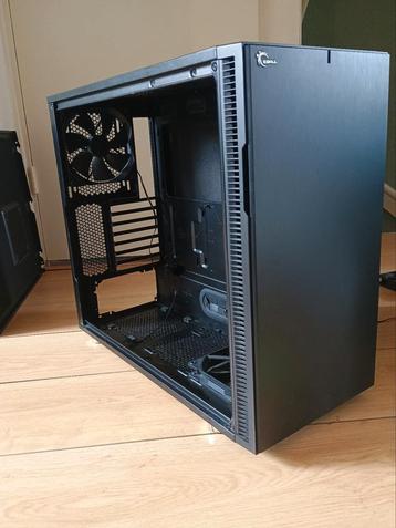 Game PC Behuizing ATX/M-ATX/M-ITX beschikbaar voor biedingen