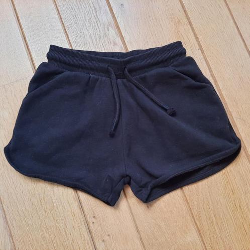 NEXT sportbroekje zwart maat 122 zwart - nieuw -, Kinderen en Baby's, Kinderkleding | Maat 122, Nieuw, Jongen of Meisje, Jas, Verzenden