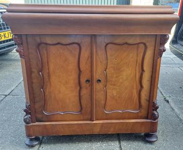 Prachtige authentieke sfeervolle Biedermeier Commode 1920 beschikbaar voor biedingen