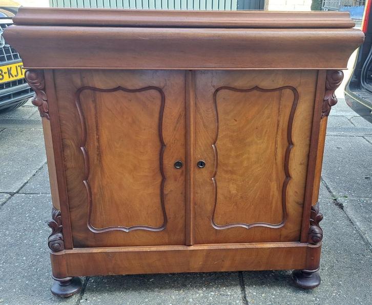 Prachtige authentieke sfeervolle Biedermeier Commode 1920, Kinderen en Baby's, Kinderkamer | Commodes en Kasten, Zo goed als nieuw