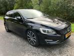 Volvo V60 D6 215pk Hybride-APK-Luxe-Sportief, Auto's, Volvo, 1849 kg, USB, Zwart, Particulier