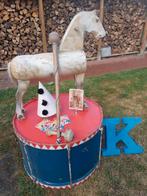 Oude circus pedestal met doorsnede van 66 cm, Antiek en Kunst, Ophalen