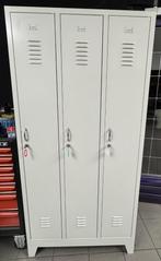 Locker 3 delig, lichtgrijs met sleutel, Ophalen, Zo goed als nieuw