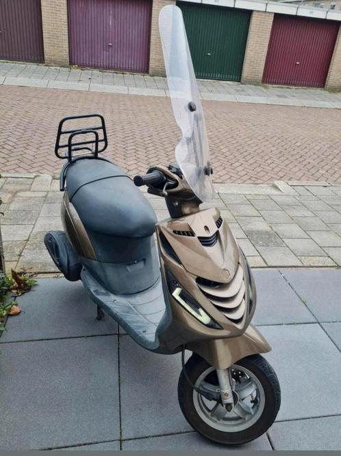 Piaggio Zip snorscooter, Fietsen en Brommers, Scooters | Piaggio, Gebruikt, Zip, Ophalen