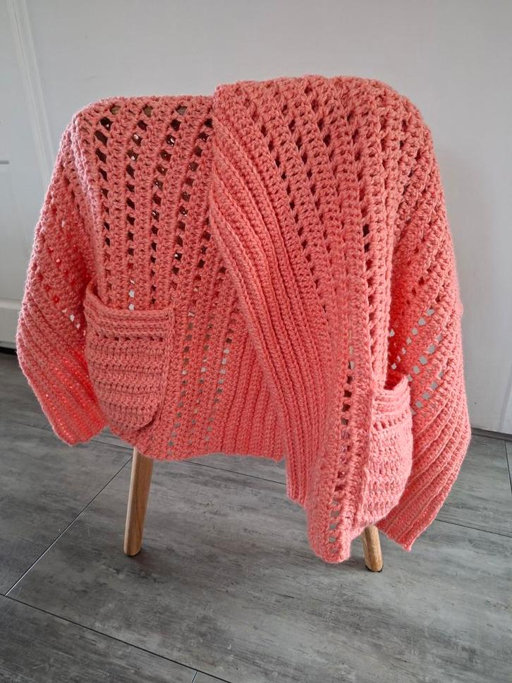 Gehaakte Omslagdoek Sjaal met Zakken, Kleding | Dames, Truien en Vesten, Nieuw, Roze, Ophalen of Verzenden