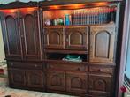 Massief houten wandmeubel met veel opbergruimte, Ophalen, Gebruikt
