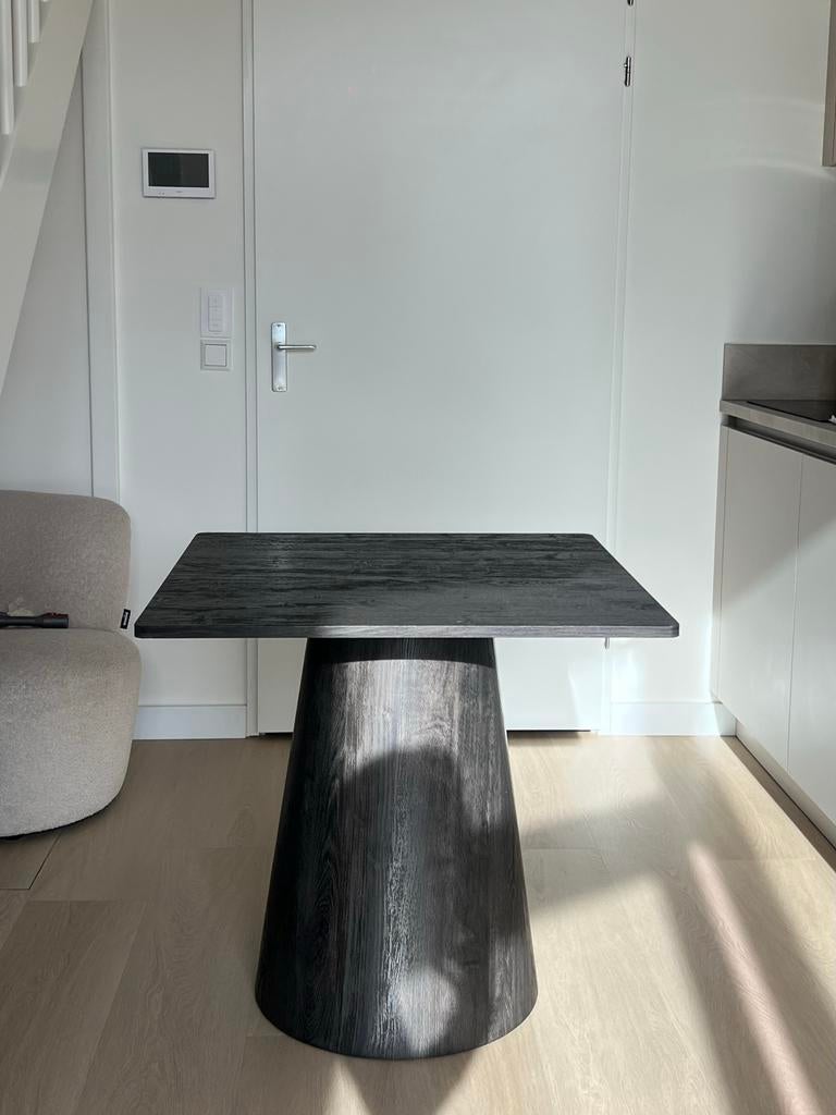 Japandi stijl eettafel 80x80 - Kleine beschadiging poot, Huis en Inrichting, Tafels | Eettafels, Ophalen, Gebruikt, 50 tot 100 cm