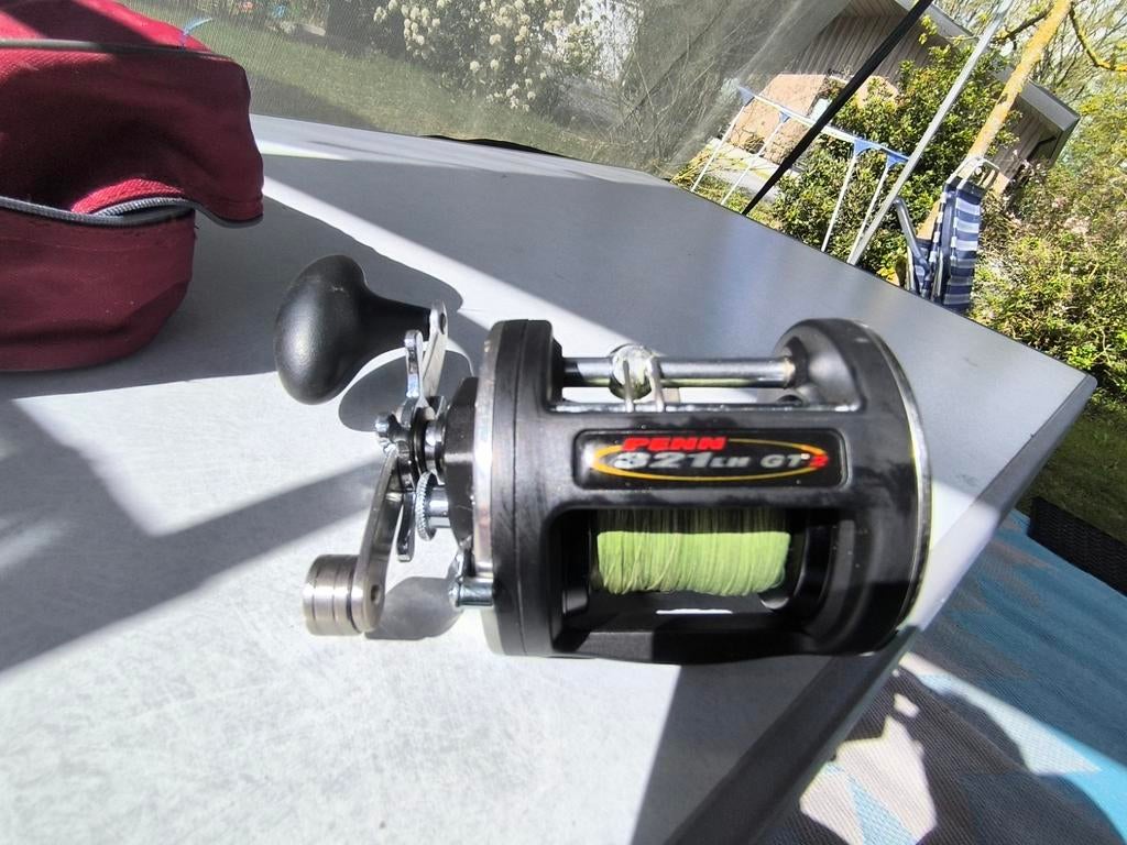 Penn 321 LH GT Reel met gevlochten lijn (400m, 0.20), Ophalen of Verzenden, Gebruikt, Molen