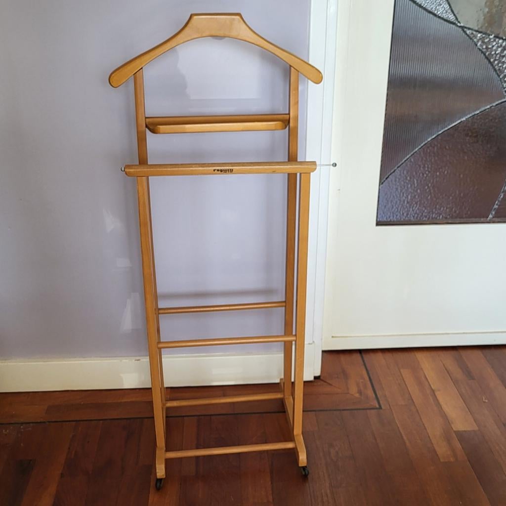 Fratelli reguitti houten dressboy, Ophalen