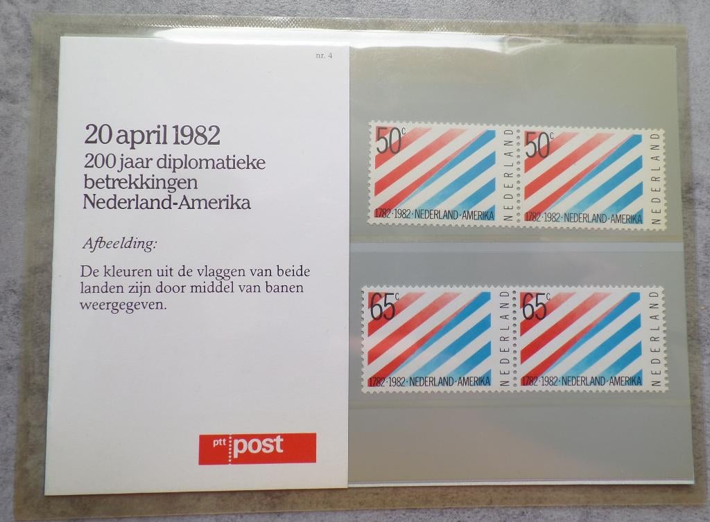 PTT Mapje nr 4, Postzegels en Munten, Postzegels | Nederland, Ophalen of Verzenden, Na 1940, Postfris