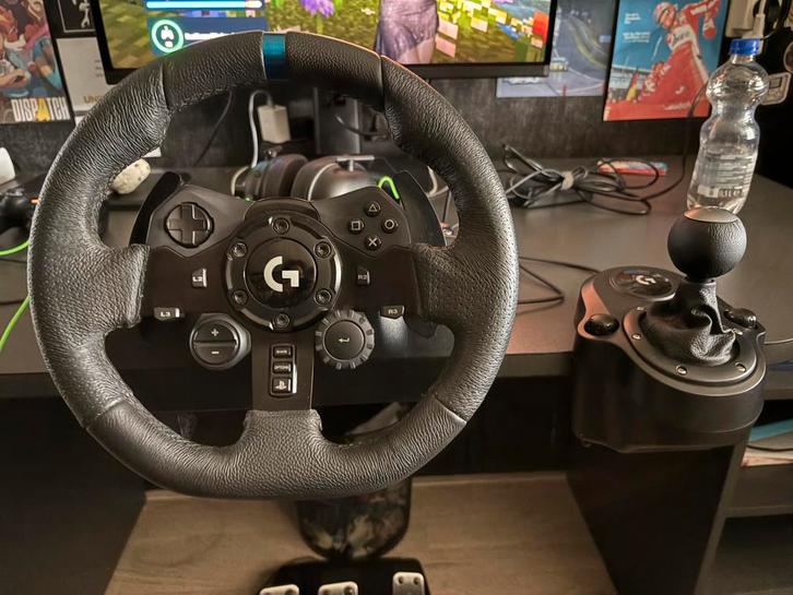 Logitech G923 + shifter, Spelcomputers en Games, Spelcomputers | Sony PlayStation Consoles | Accessoires, Zo goed als nieuw, Ophalen of Verzenden