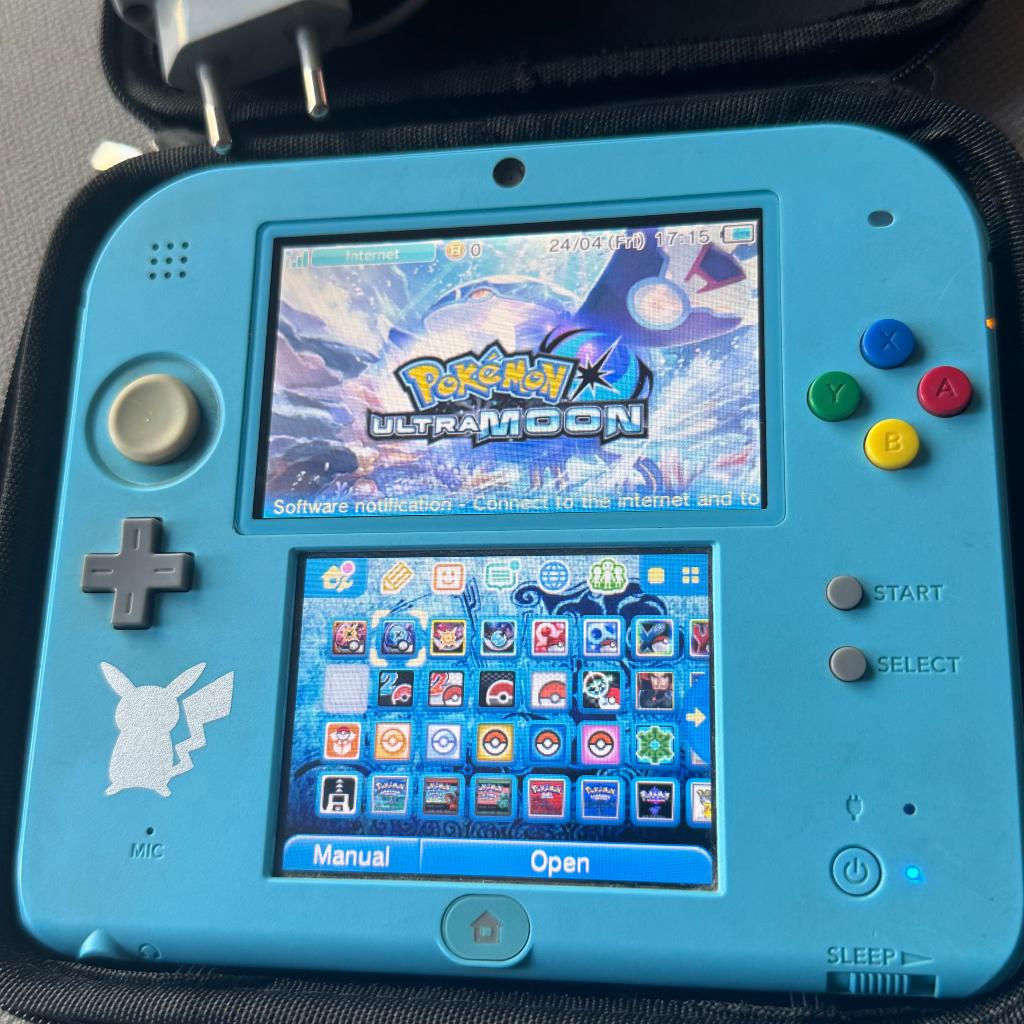 Nintendo 2DS Sun&Moon Editie Alle Pokemon Games Gen 1-7 32GB, Spelcomputers en Games, Blauw, 2DS, Ophalen of Verzenden, Zo goed als nieuw