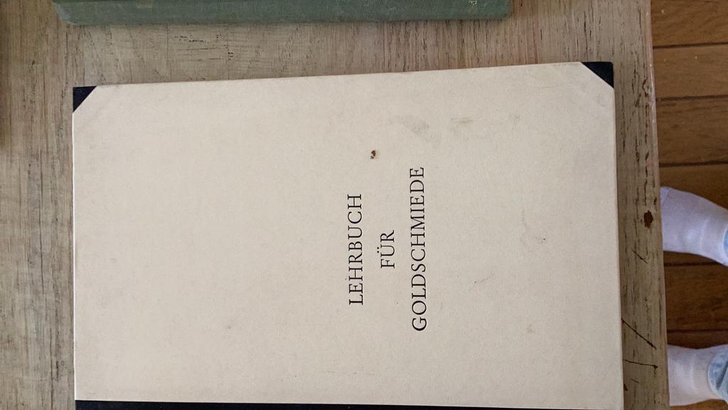 Lehrbuch für Goldschmiede en Der Junggoldschmied,, Ophalen, Zo goed als nieuw