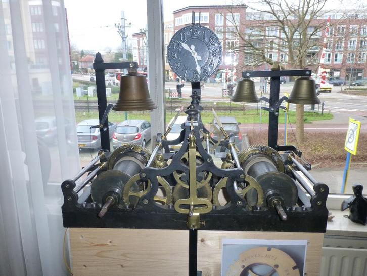 TORENUURWERK  uit 1871, Antiek en Kunst, Antiek | Klokken, Ophalen