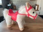 Zapp  wit pluche paard met roze hoofdstel,maakt geluiden, Ophalen of Verzenden, Zo goed als nieuw, Meisje