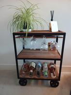 Bar trolley / drankenkast op wielen, Ophalen, Gebruikt