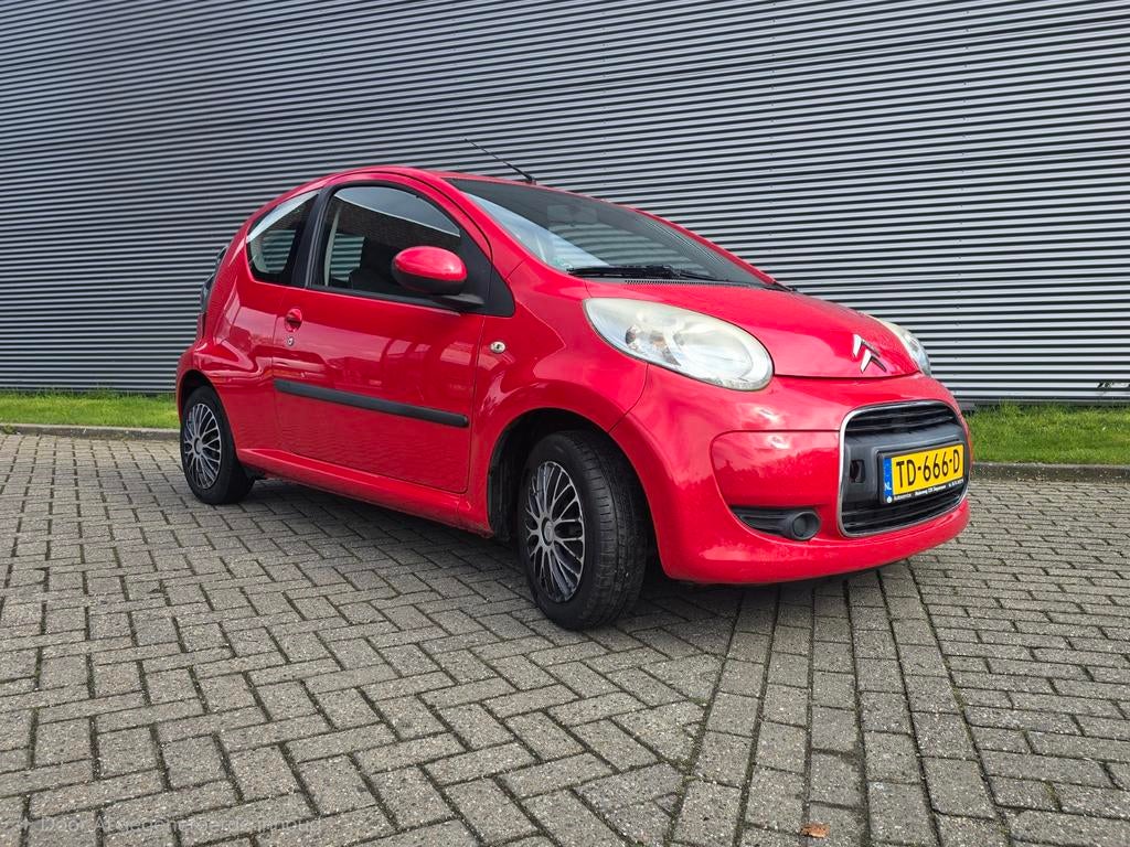 Citroën C1 1.0 3-DRS 2009 Rood, Auto's, Voorwielaandrijving, 4 stoelen, C1, 68 pk
