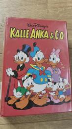 18x Kalle Anka & Co Zweedse Donald Duck in verzamelmap 2001, Boeken, Stripboeken, Eén stripboek, Ophalen of Verzenden, Gelezen