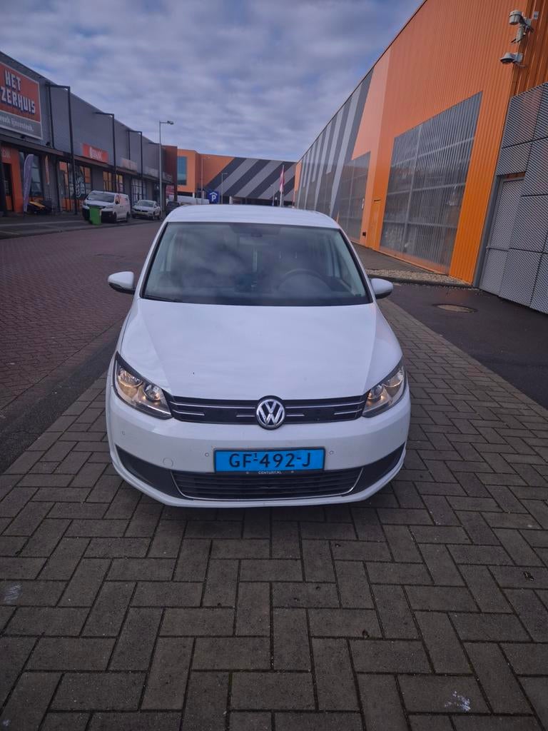 Volkswagen Touran 2.0 TDI 103KW Dsg6 Cross 2015 Wit, Auto's, 1503 kg, 4 cilinders, Wit, Origineel Nederlands