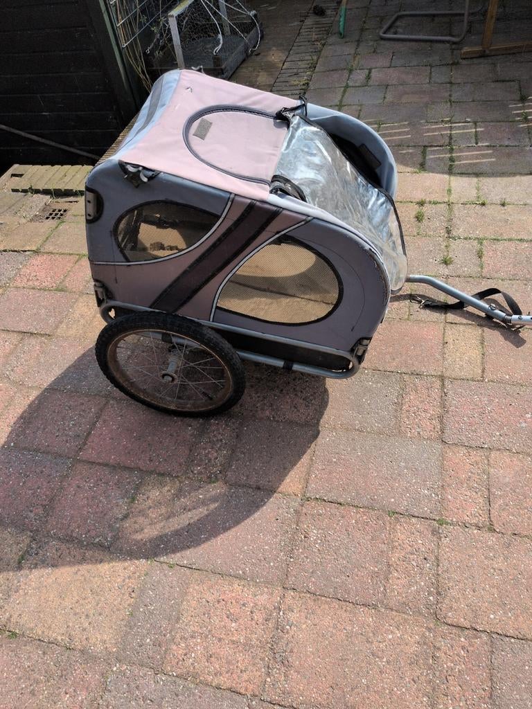 Hondenfietskar, Ophalen