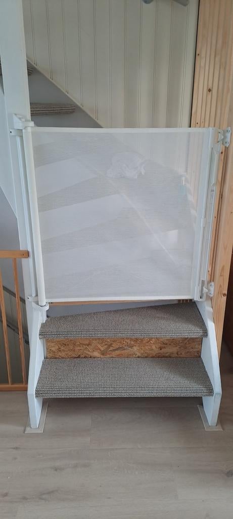 KiddyGuard oprolbaar traphekje - tot 130 cm, Ophalen