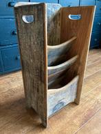 Vintage houten tijdschriftenrek, Ophalen, Zo goed als nieuw