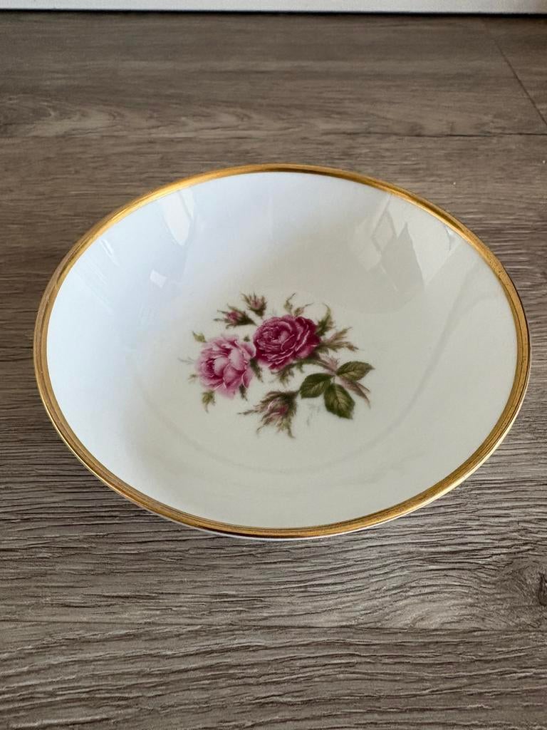 Porseleinen schaal/ kom Moosrose. Kaiser W Germany, Antiek en Kunst, Ophalen of Verzenden