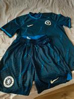 Chelsea voetbaltenue - shirt en broekje maat S, Kleding | Heren, Sportkleding, Blauw, Nike, Overige maten, Ophalen of Verzenden