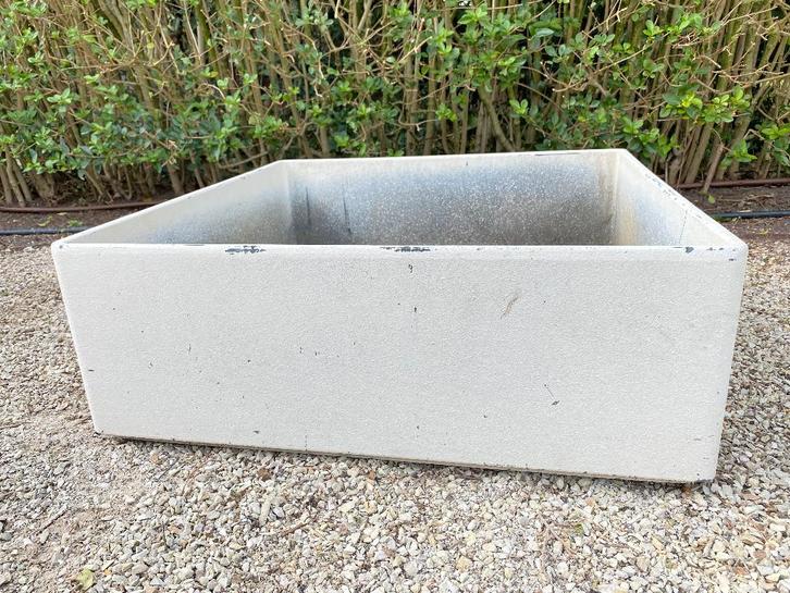 witte bloembak, Tuin en Terras, Bloembakken en Plantenbakken, Zo goed als nieuw, Kunststof, Binnen, Balkon, Tuin, Minder dan 30 cm