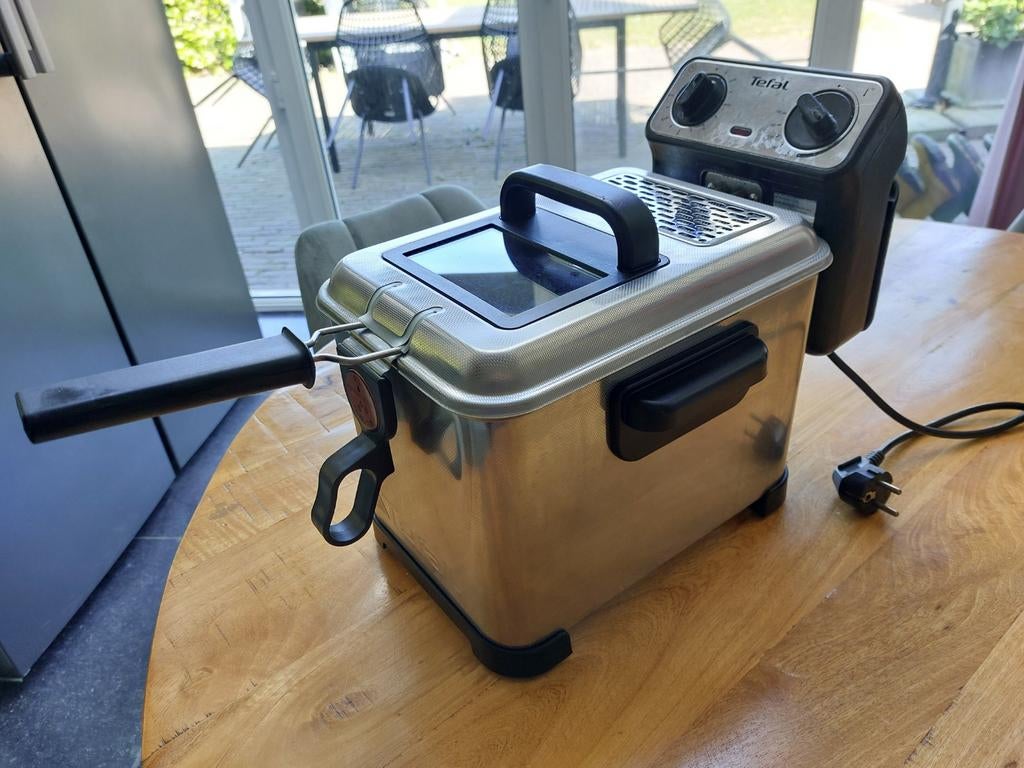 Tefal Friteuse - F33 S2, max. 4 liter inhoud, 3 tot 4 liter, Ophalen, Gebruikt, Uitneembare binnenpan